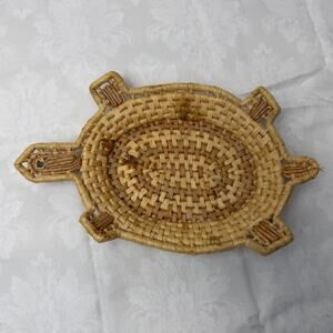 Handwoven Coiled Natural Fiber Turtle Basket Tray Wall Decor‎ 13" Folk Art Gift